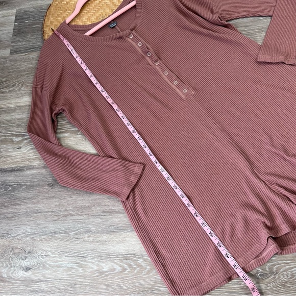 Aerie ribbed snap button front lounge romper - Picture 3 of 5